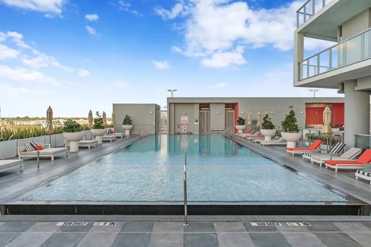 2000 Metropica Way, Sunrise FL 33323