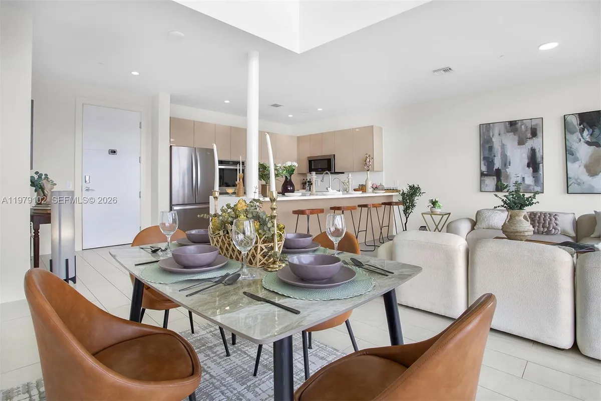 2000 Metropica Way, Sunrise FL 33323