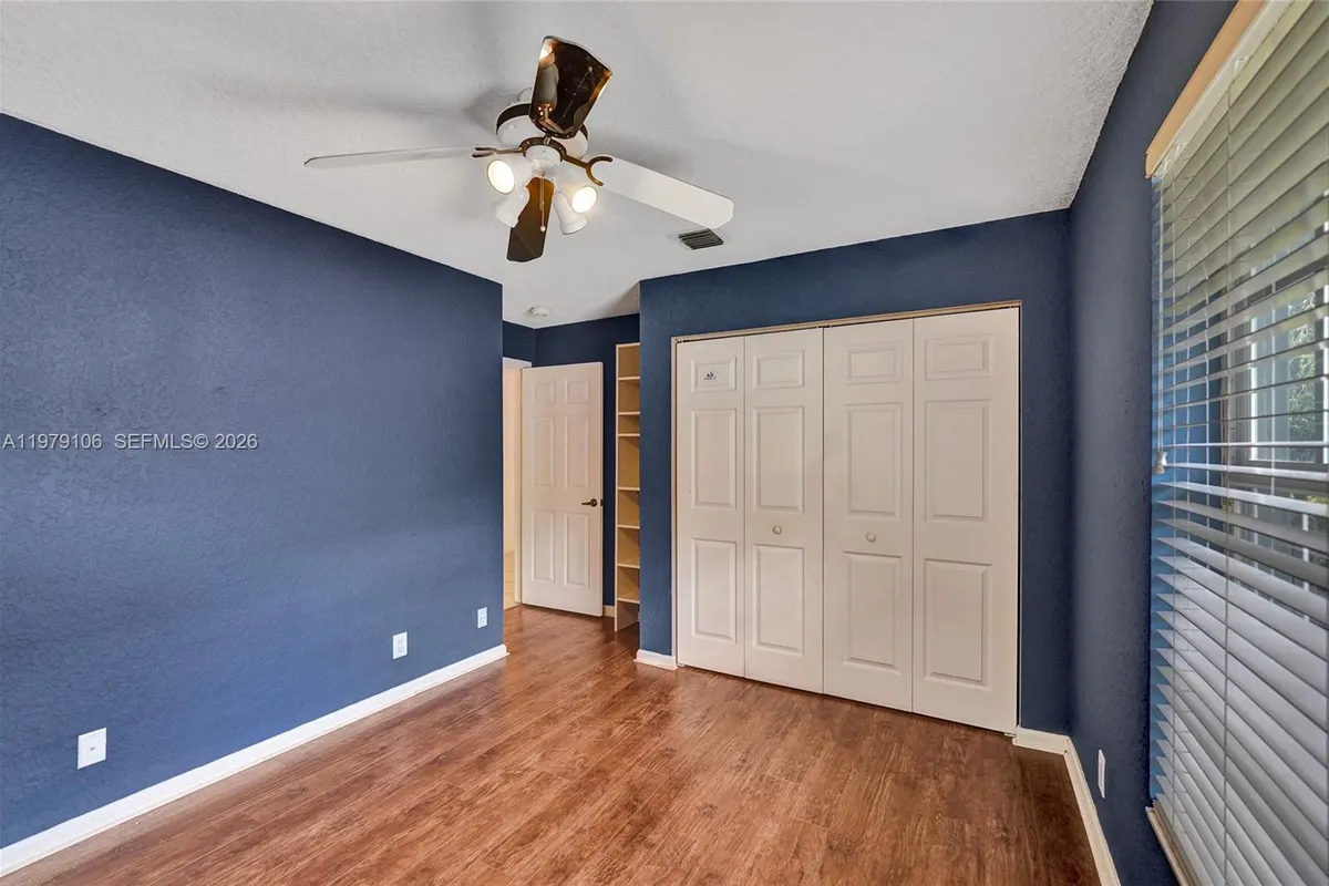 4242 NW 66th St, Coconut Creek FL 33073