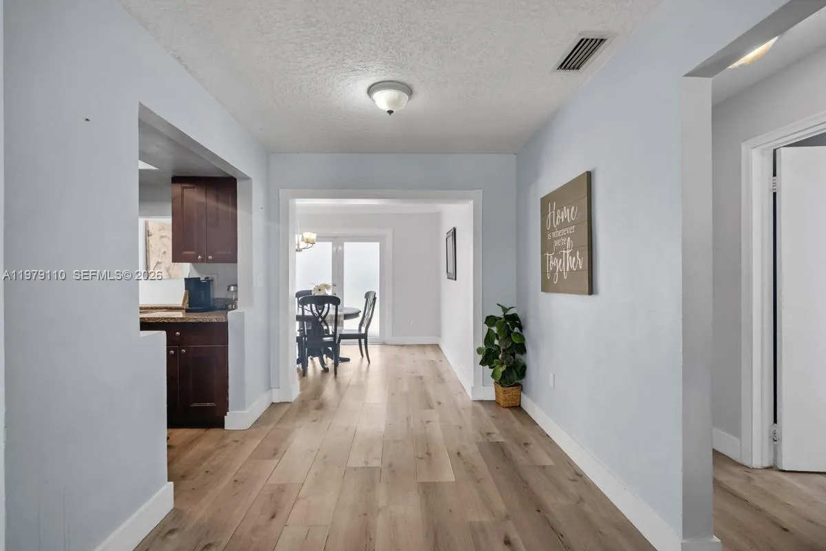 2286 NW 81st Ave, Sunrise FL 33322