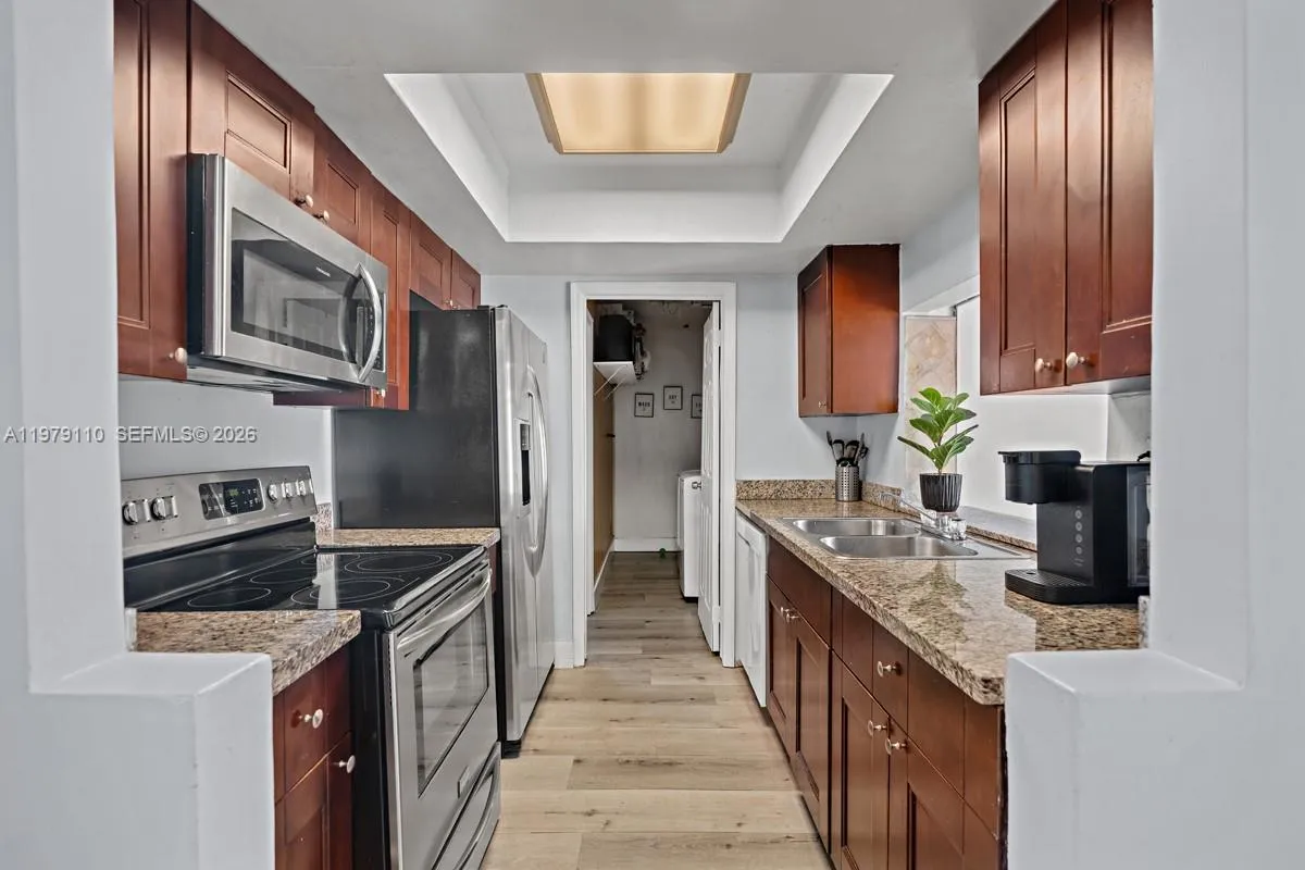 2286 NW 81st Ave, Sunrise FL 33322