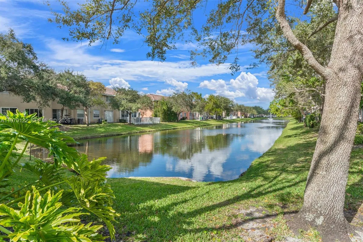 3811 NW 91st Ter, Sunrise FL 33351