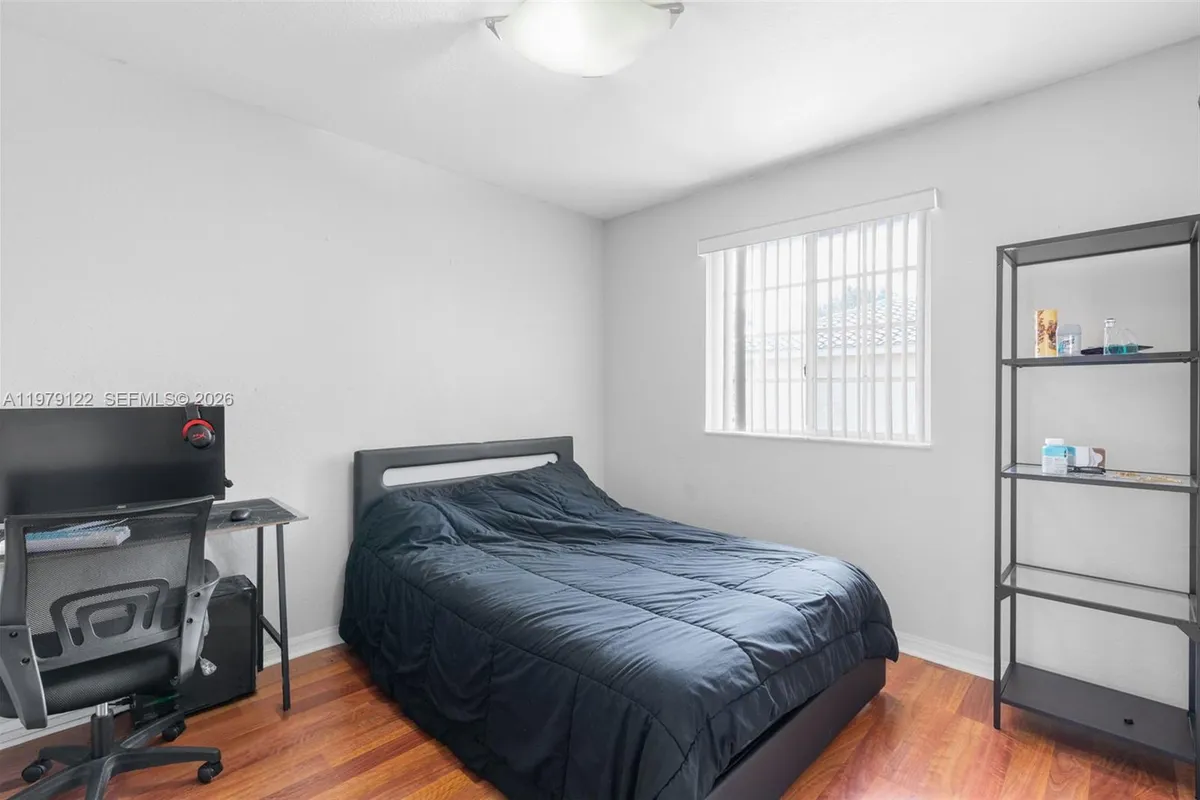 3811 NW 91st Ter, Sunrise FL 33351