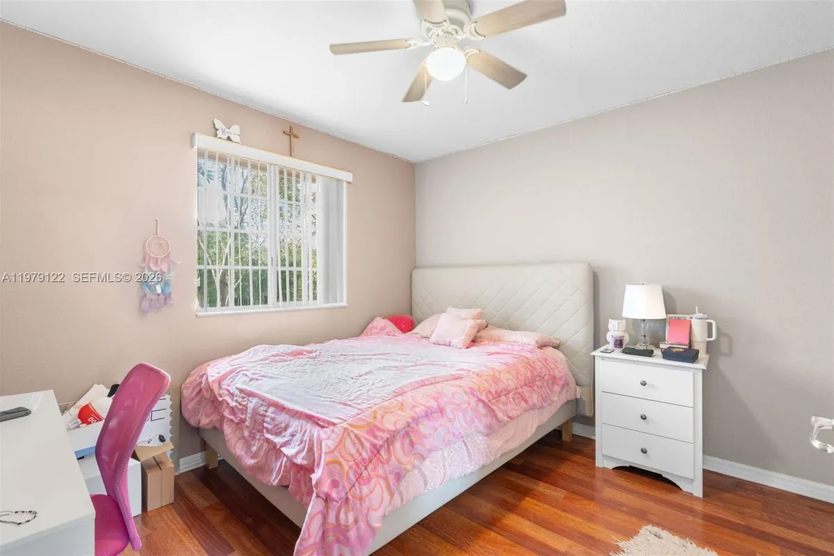 3811 NW 91st Ter, Sunrise FL 33351