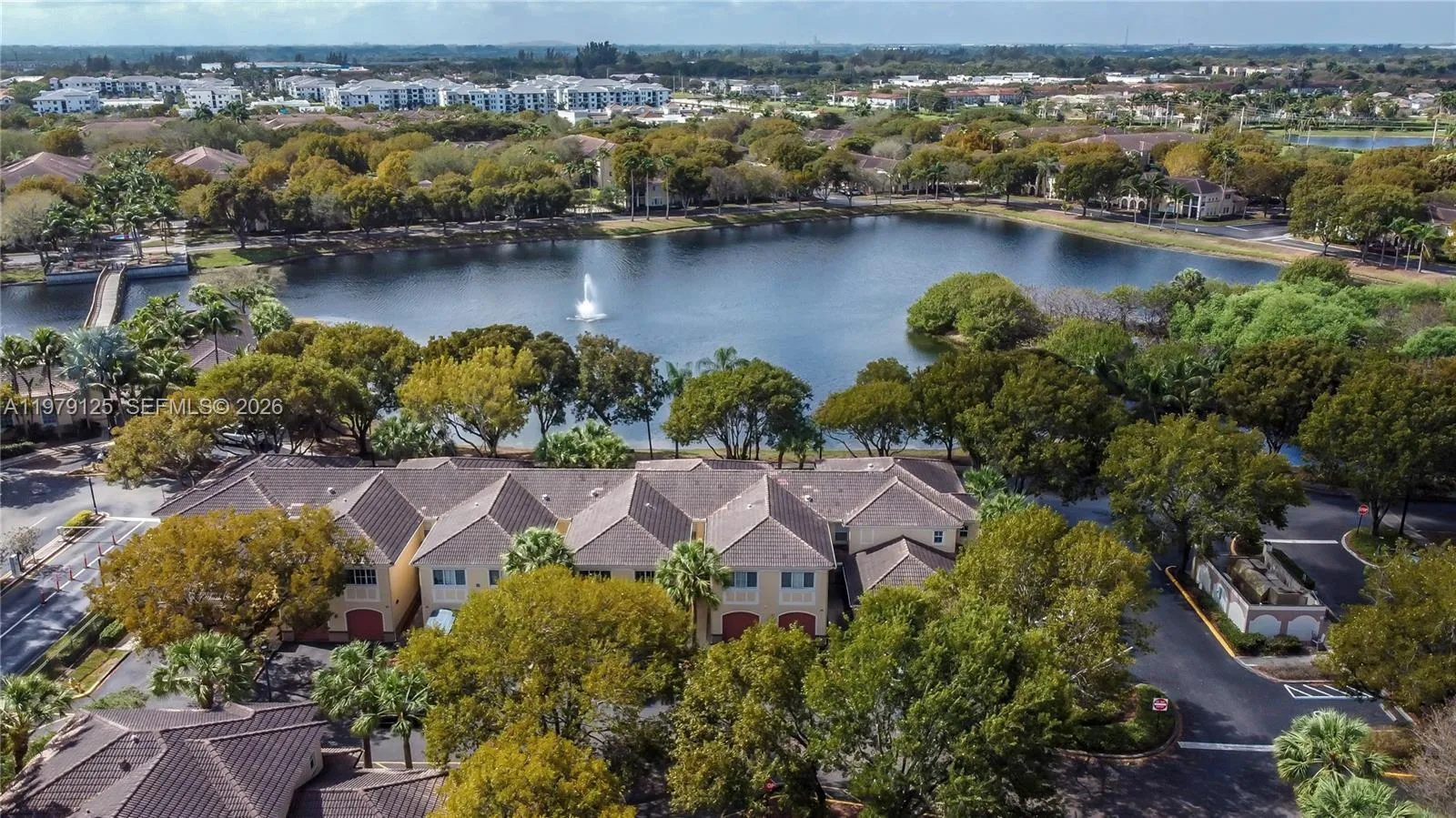 3 bedroom 2 bath for sale at 2442 Centergate Dr # 202, Miramar FL 33025