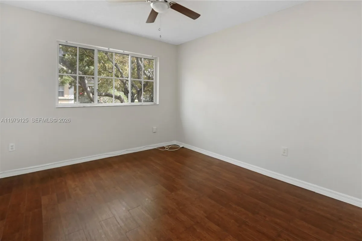 2442 Centergate Dr # 202, Miramar FL 33025