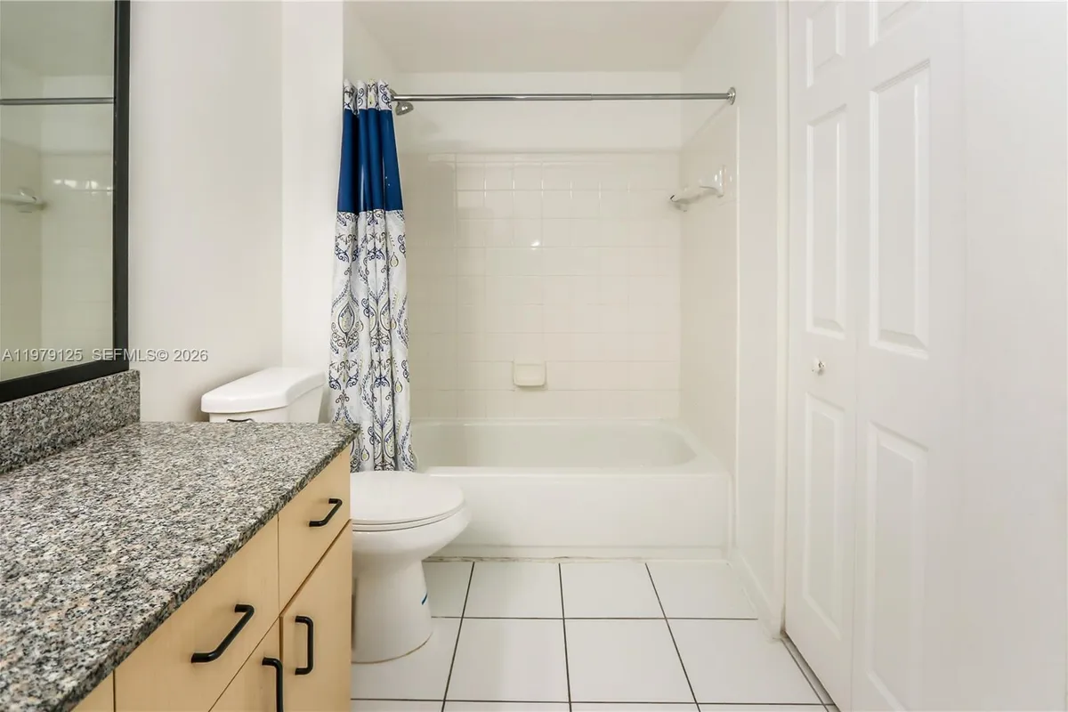 2442 Centergate Dr # 202, Miramar FL 33025