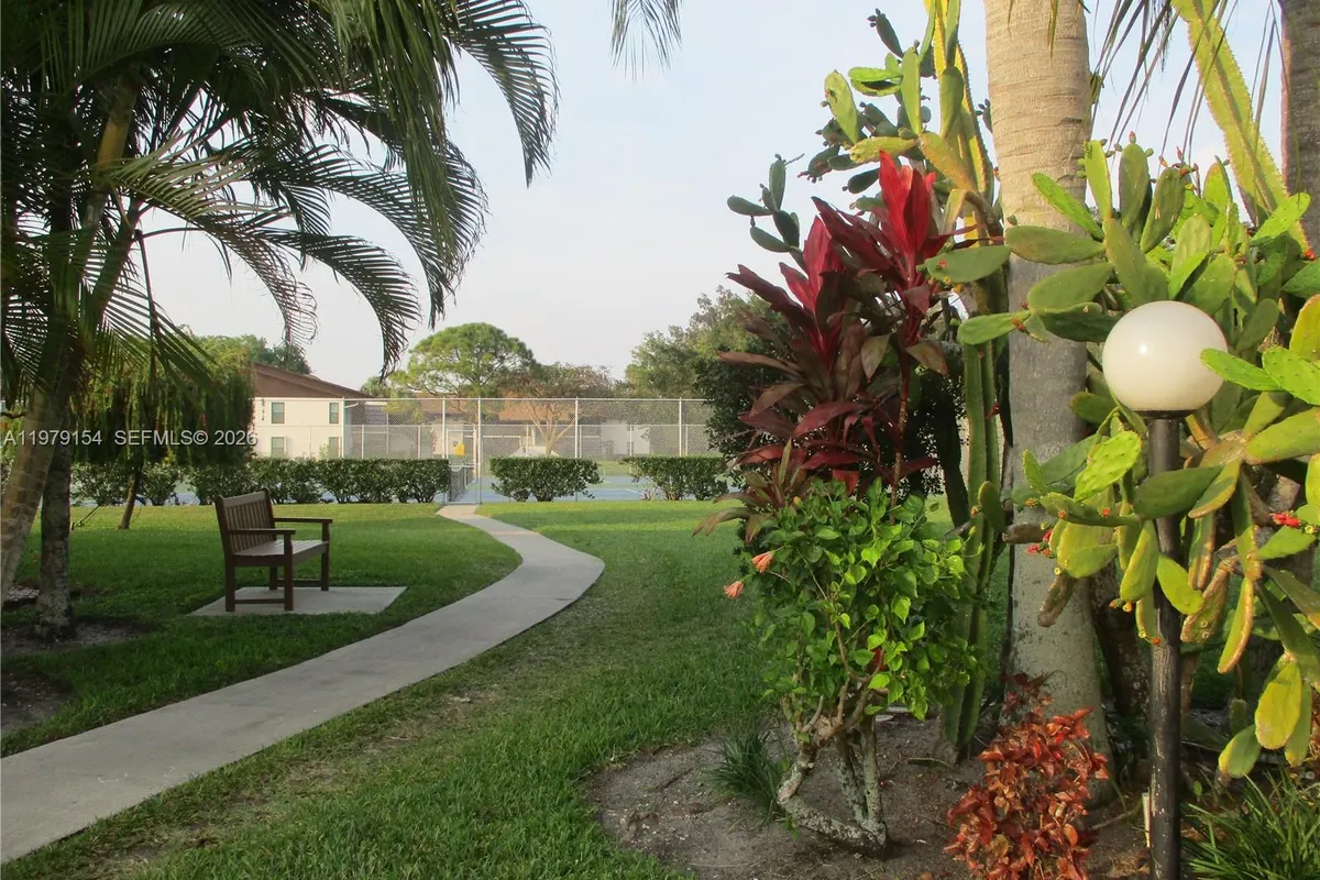 6531 SE Federal Hwy # N105, Stuart FL 34997