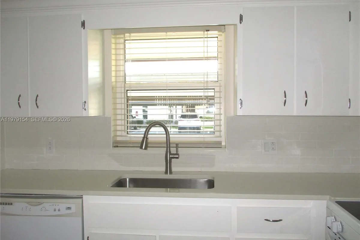 6531 SE Federal Hwy # N105, Stuart FL 34997