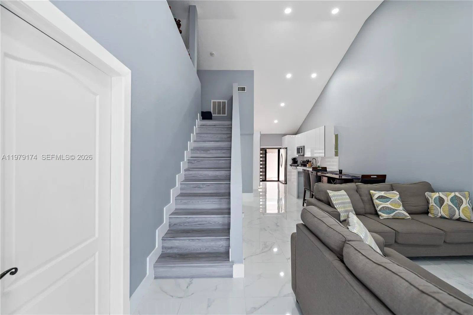 9046 NW 121st Ter # 90, Hialeah Gardens FL 33018