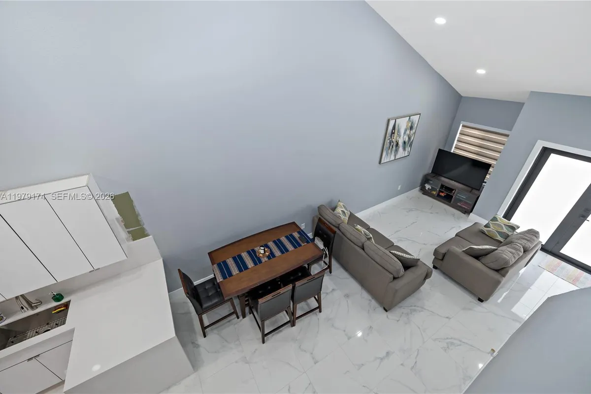 9046 NW 121st Ter # 90, Hialeah Gardens FL 33018