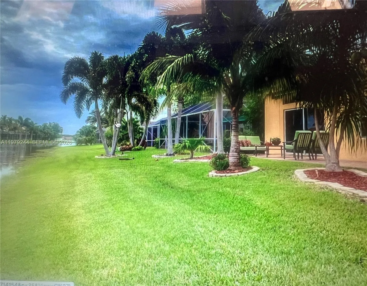 803 Vista Meadows Dr, Weston FL 33327