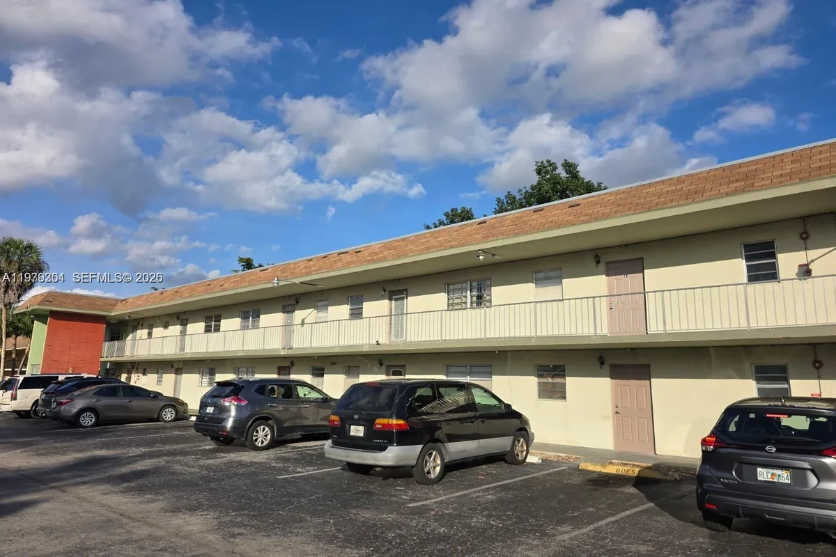 609 S State Road 7 # 2C, Margate FL 33068