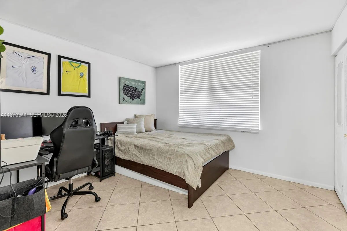 4550 NW 18th Ave # 206, Deerfield Beach FL 33064