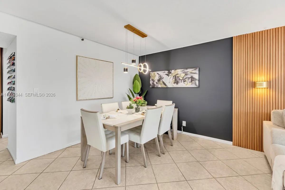 4550 NW 18th Ave # 206, Deerfield Beach FL 33064