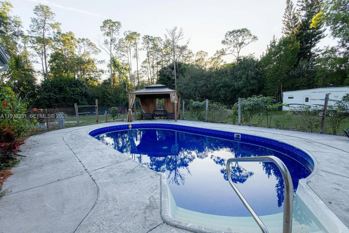 1181 W C Rd, Loxahatchee FL 33470