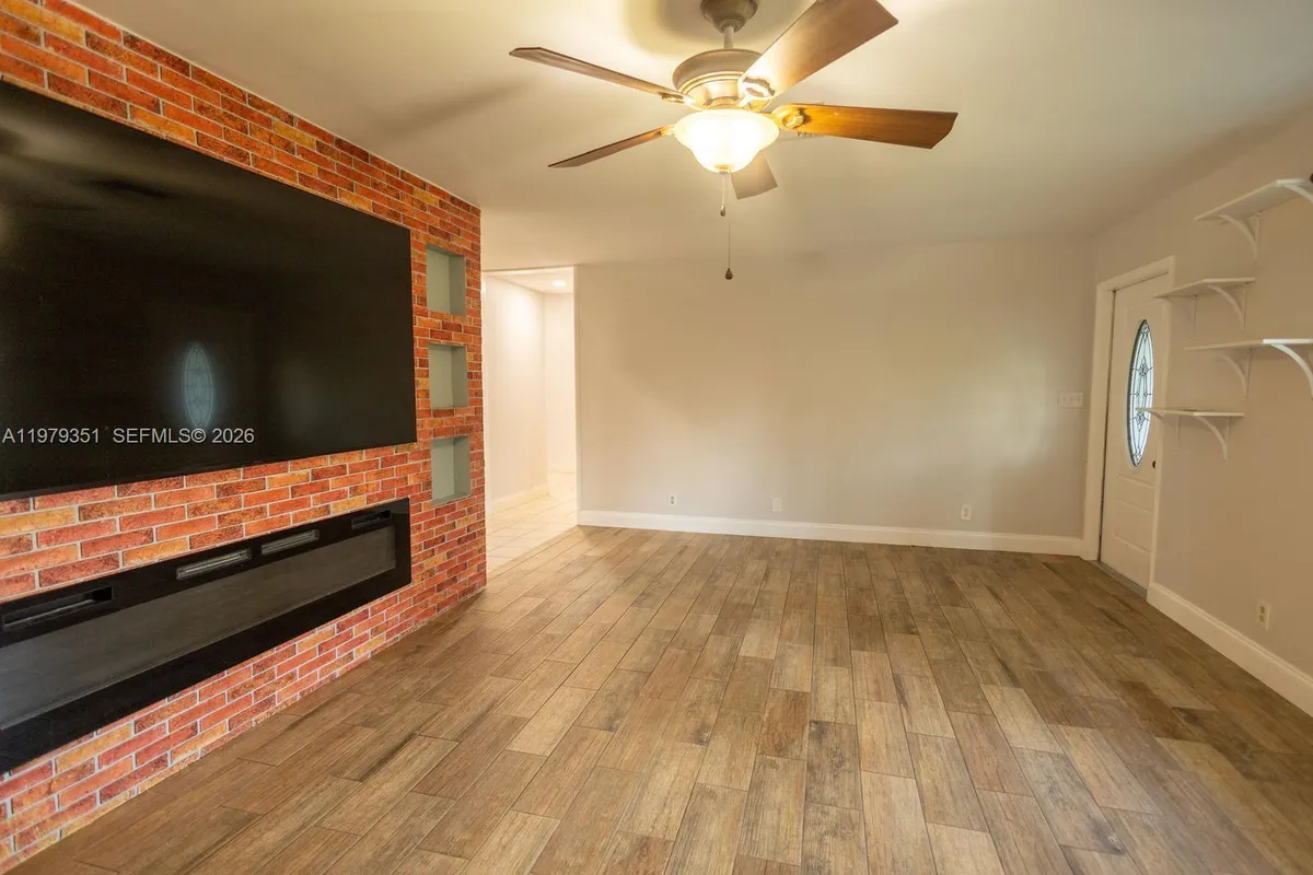 1181 W C Rd, Loxahatchee FL 33470