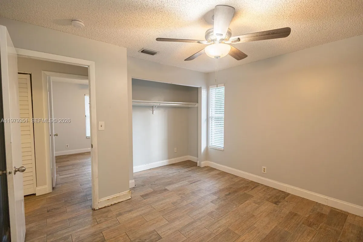 1181 W C Rd, Loxahatchee FL 33470