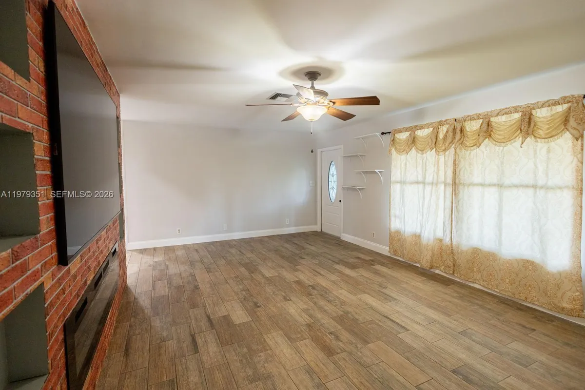 1181 W C Rd, Loxahatchee FL 33470