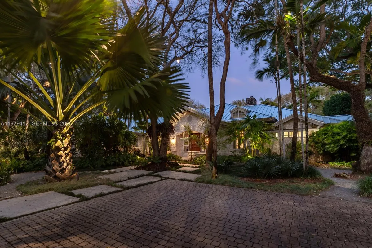 10225 Coral Creek Rd, Coral Gables FL 33156