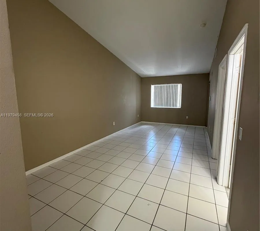 3780 N Jog Rd # 205, West Palm Beach FL 33411