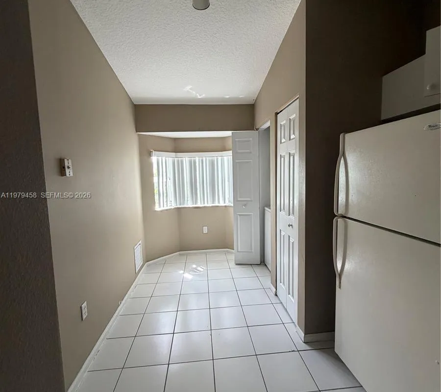 3780 N Jog Rd # 205, West Palm Beach FL 33411