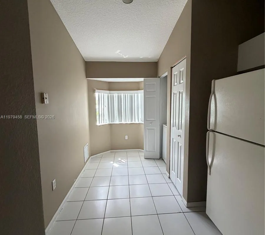 3780 N Jog Rd # 205, West Palm Beach FL 33411