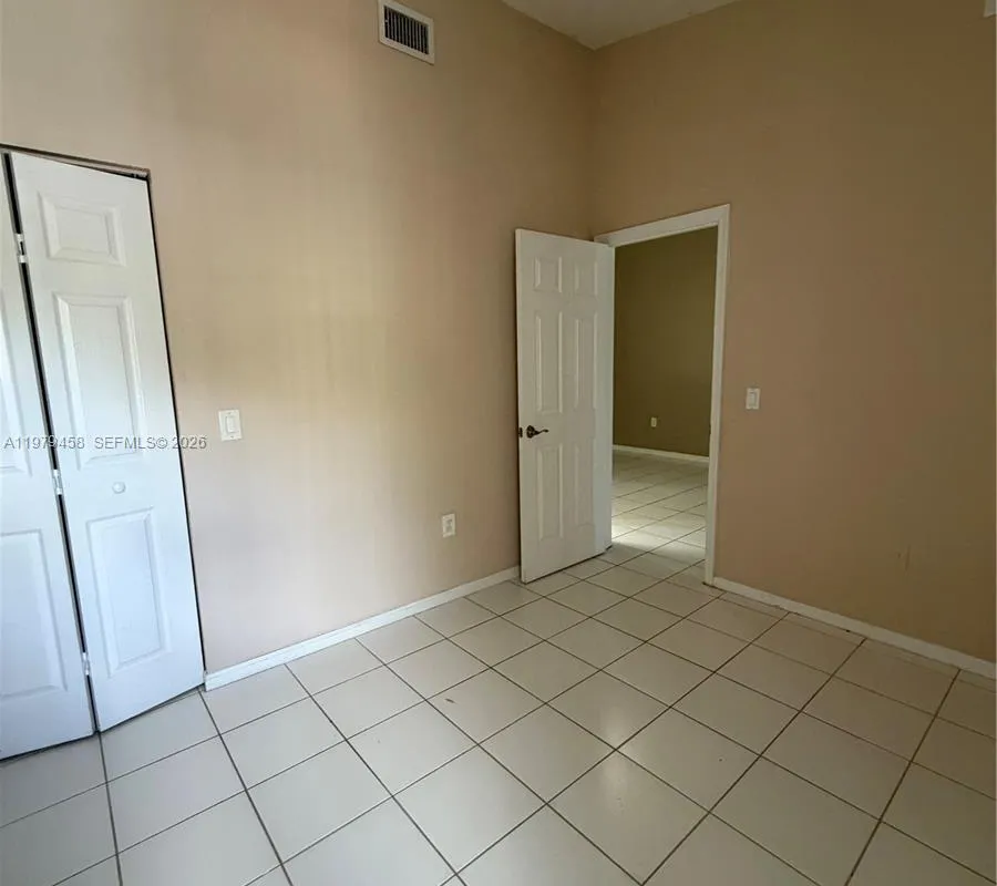 3780 N Jog Rd # 205, West Palm Beach FL 33411