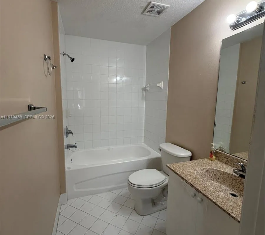 3780 N Jog Rd # 205, West Palm Beach FL 33411