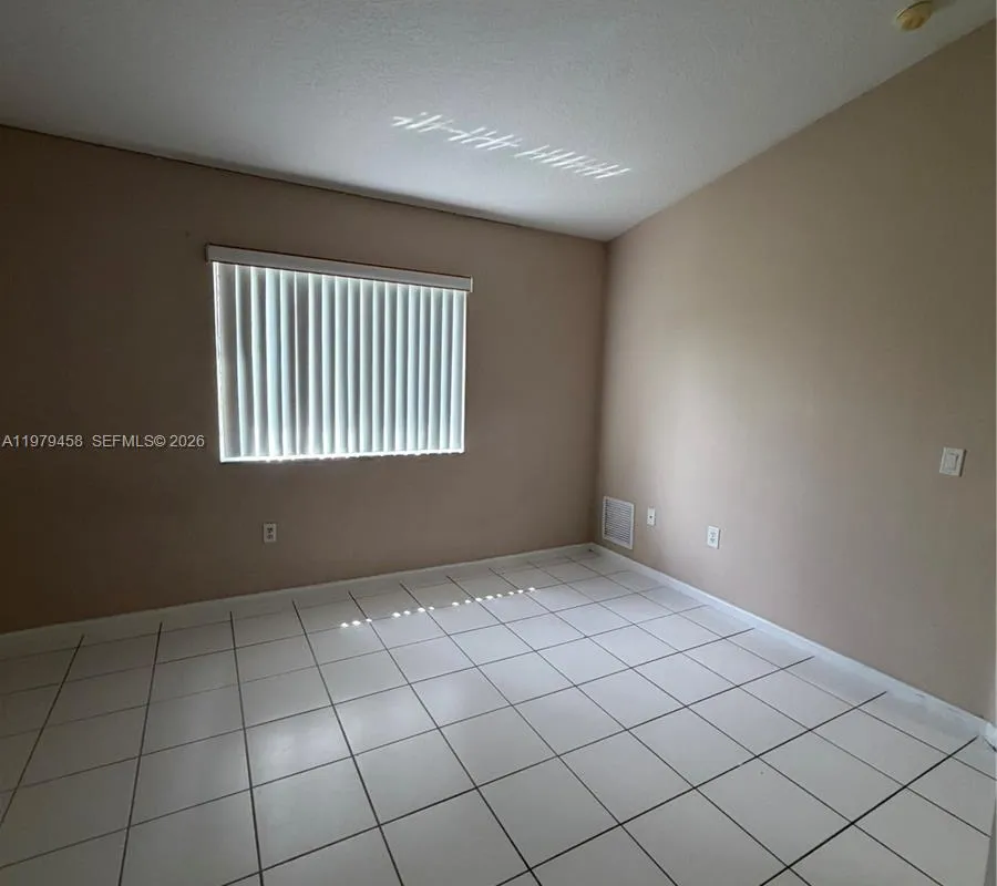 3780 N Jog Rd # 205, West Palm Beach FL 33411