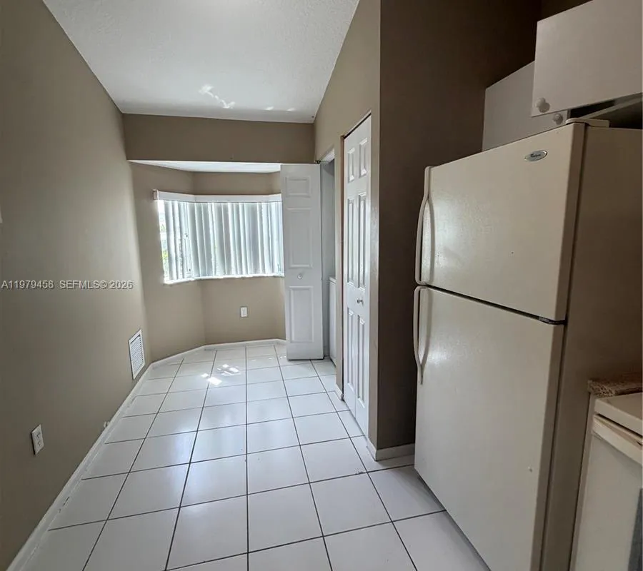 3780 N Jog Rd # 205, West Palm Beach FL 33411