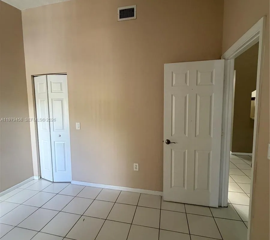 3780 N Jog Rd # 205, West Palm Beach FL 33411