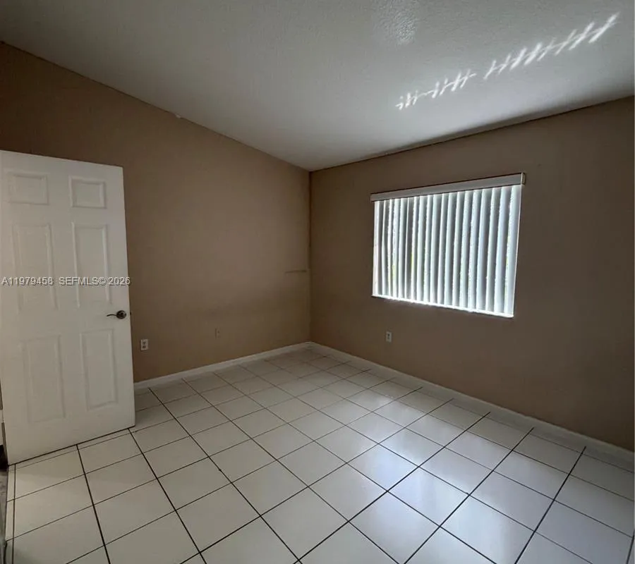 3780 N Jog Rd # 205, West Palm Beach FL 33411