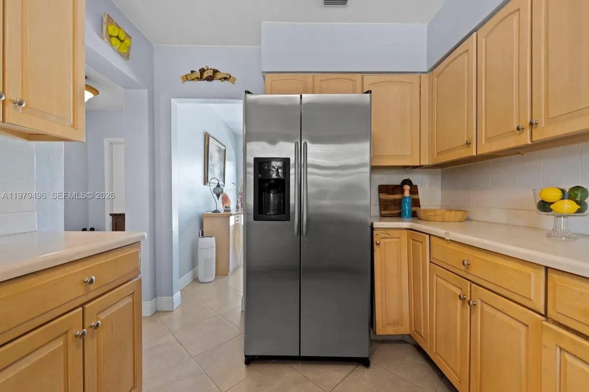 8620 SW 185th Ter, Cutler Bay FL 33157