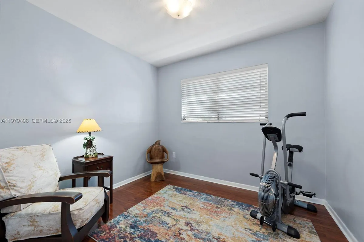 8620 SW 185th Ter, Cutler Bay FL 33157