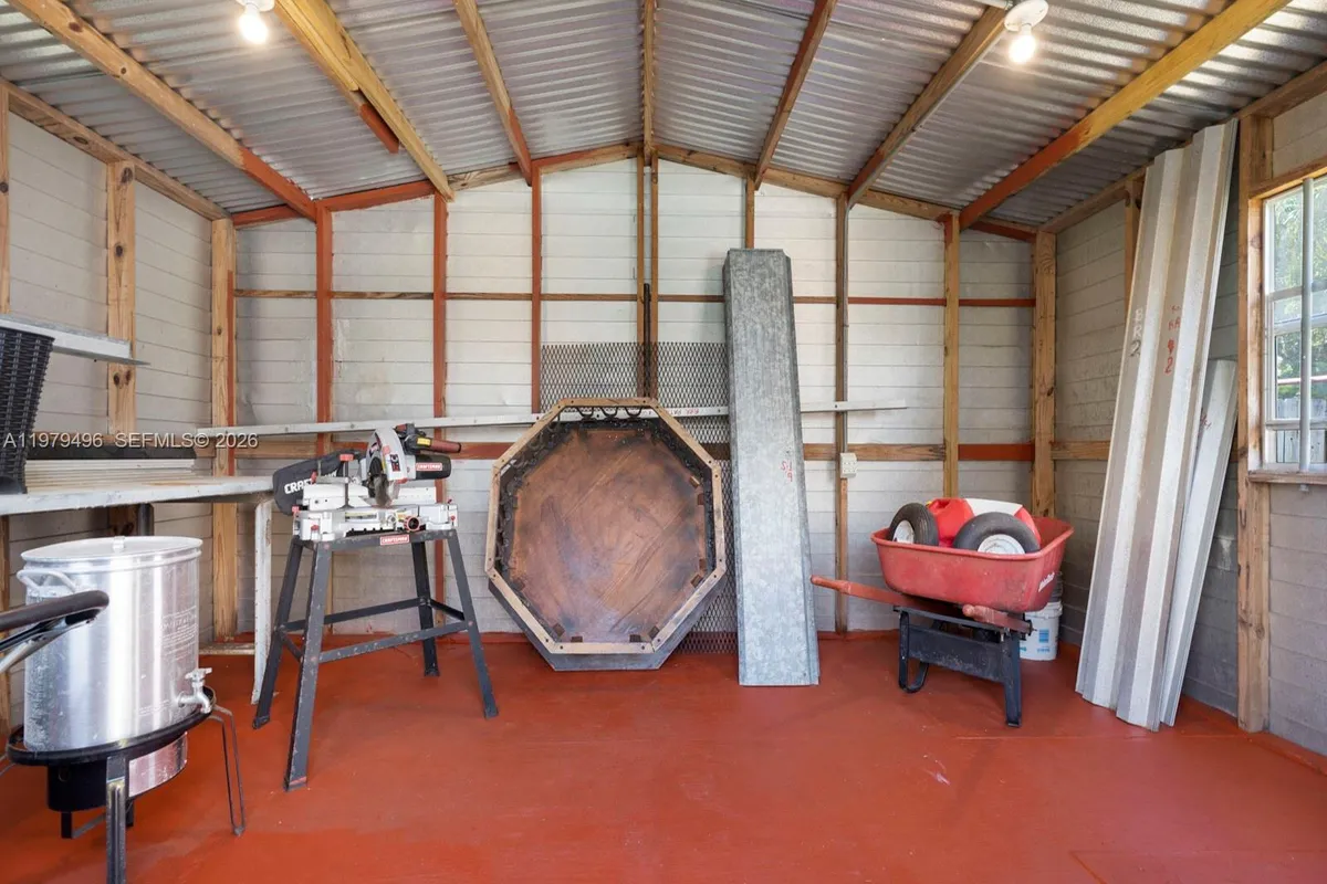 8620 SW 185th Ter, Cutler Bay FL 33157