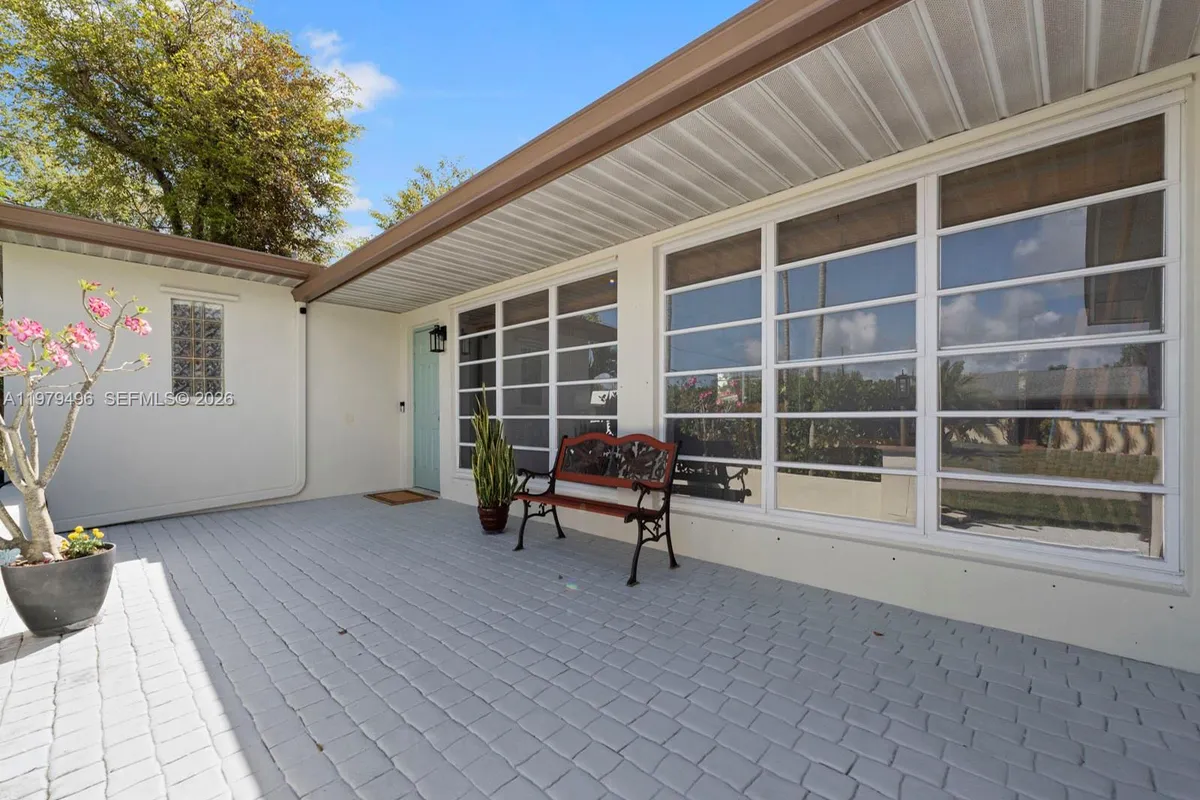 8620 SW 185th Ter, Cutler Bay FL 33157