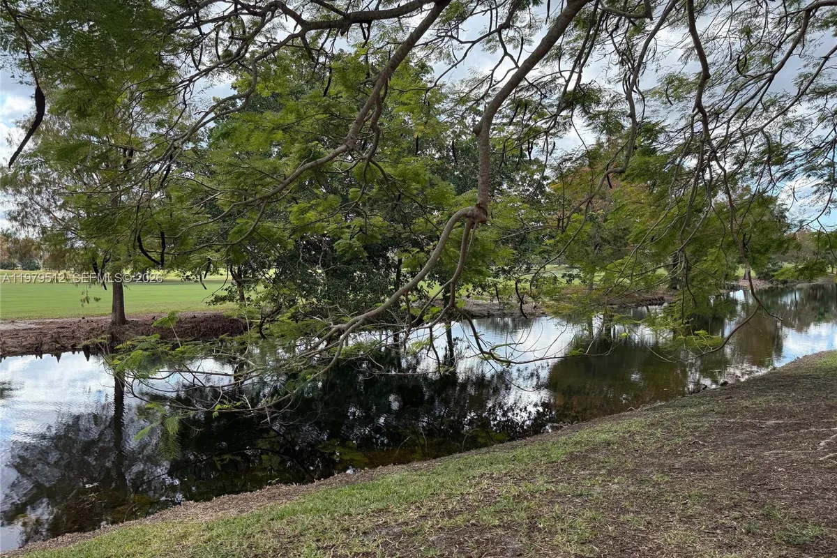 13090 Vista Isles Dr. # 126, Sunrise FL 33325