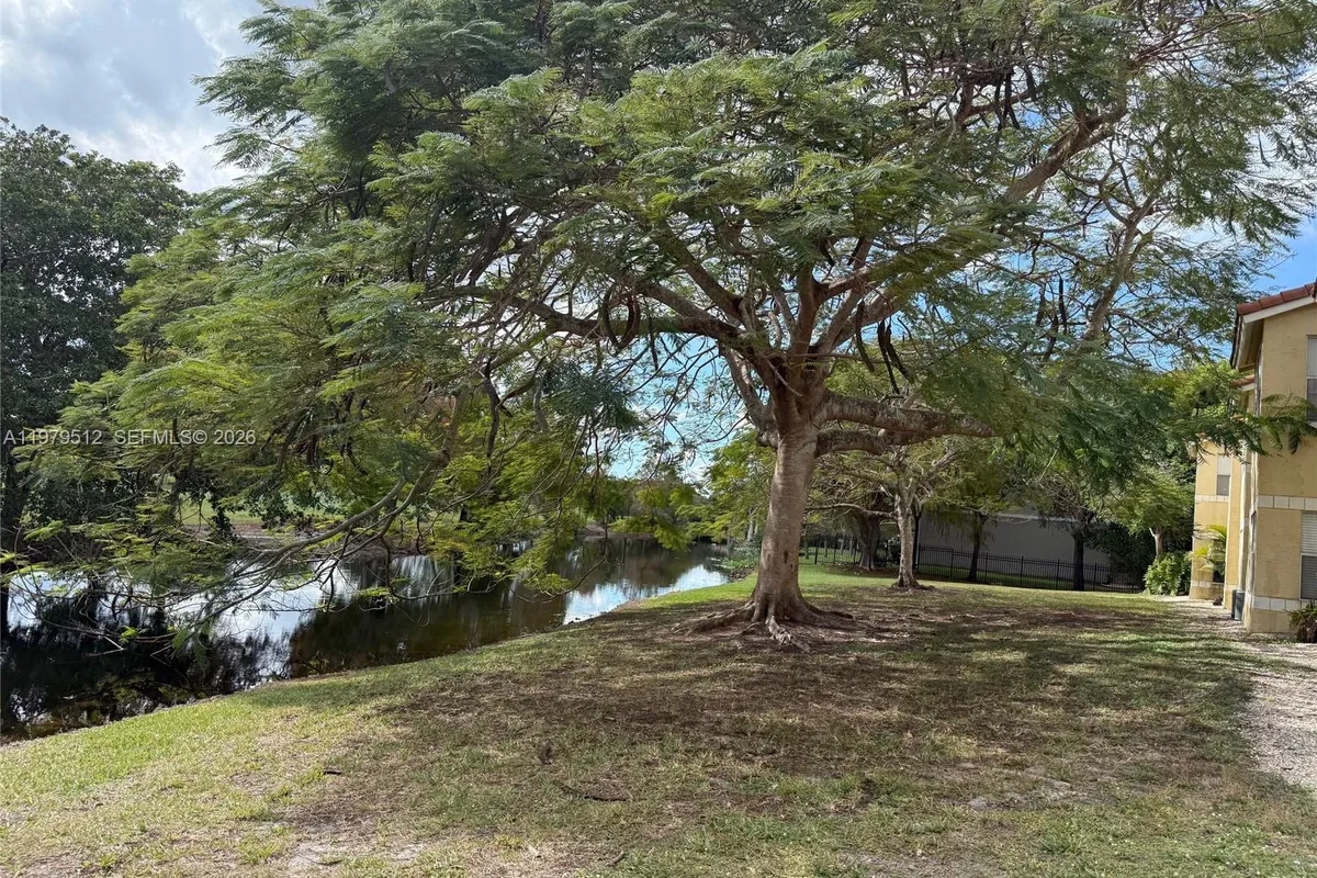 13090 Vista Isles Dr. # 126, Sunrise FL 33325