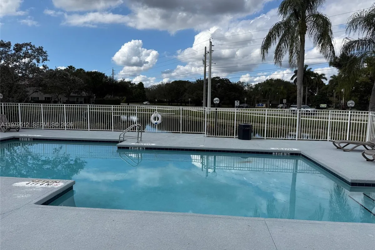 13090 Vista Isles Dr. # 126, Sunrise FL 33325