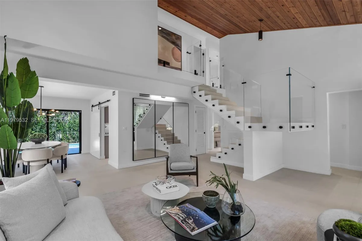 1415 Trillo Ave, Coral Gables FL 33146