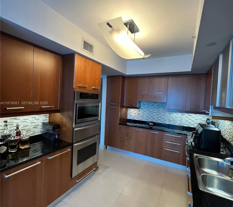 3101 S Ocean Dr # 3102, Hollywood FL 33019