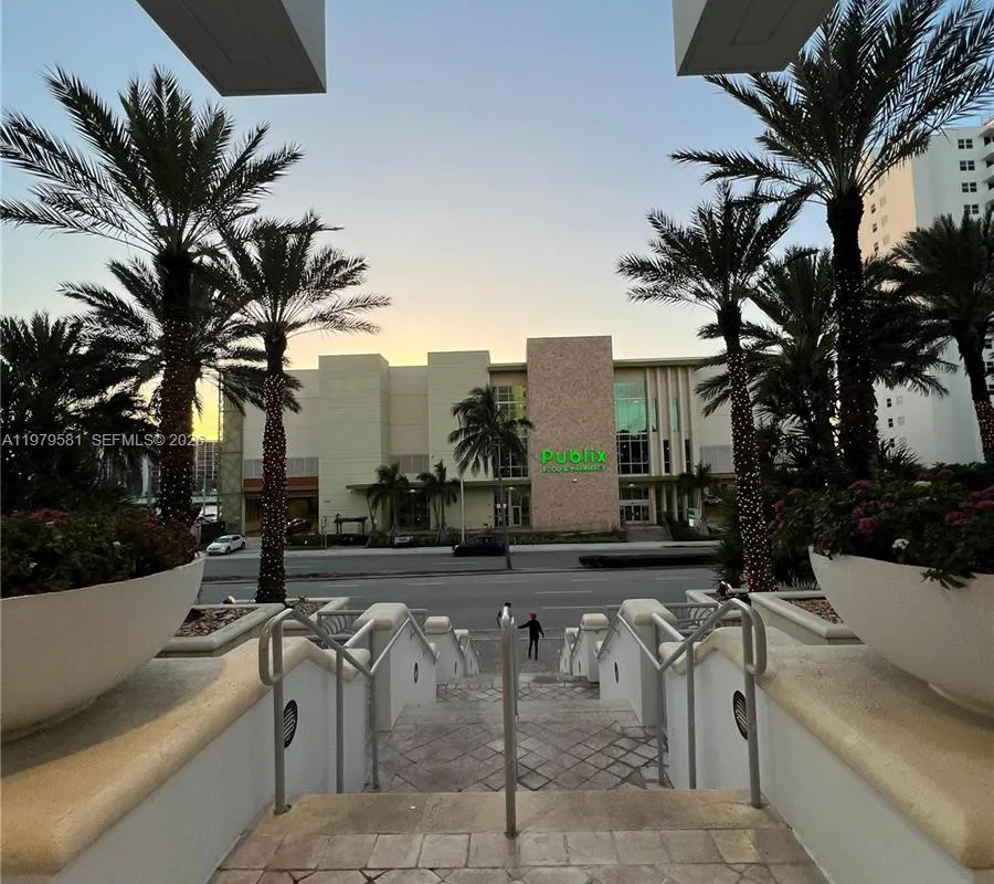 3101 S Ocean Dr # 3102, Hollywood FL 33019