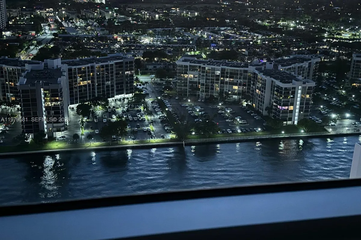 3101 S Ocean Dr # 3102, Hollywood FL 33019