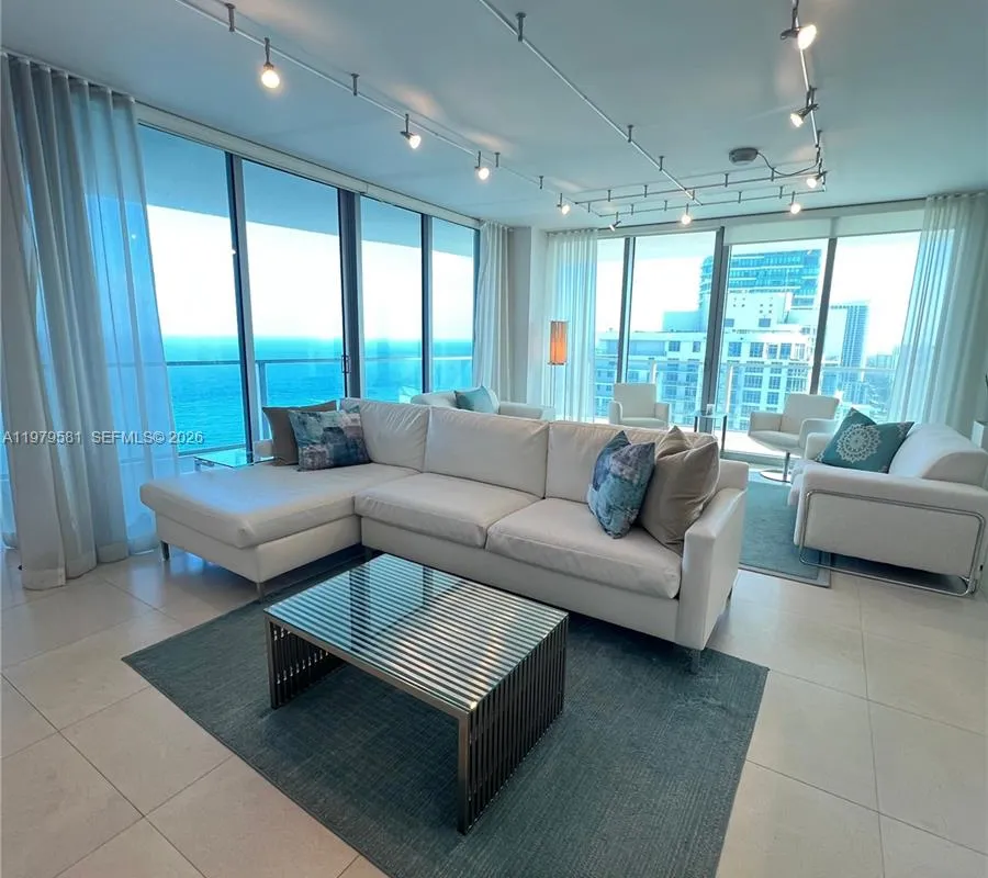 3101 S Ocean Dr # 3102, Hollywood FL 33019