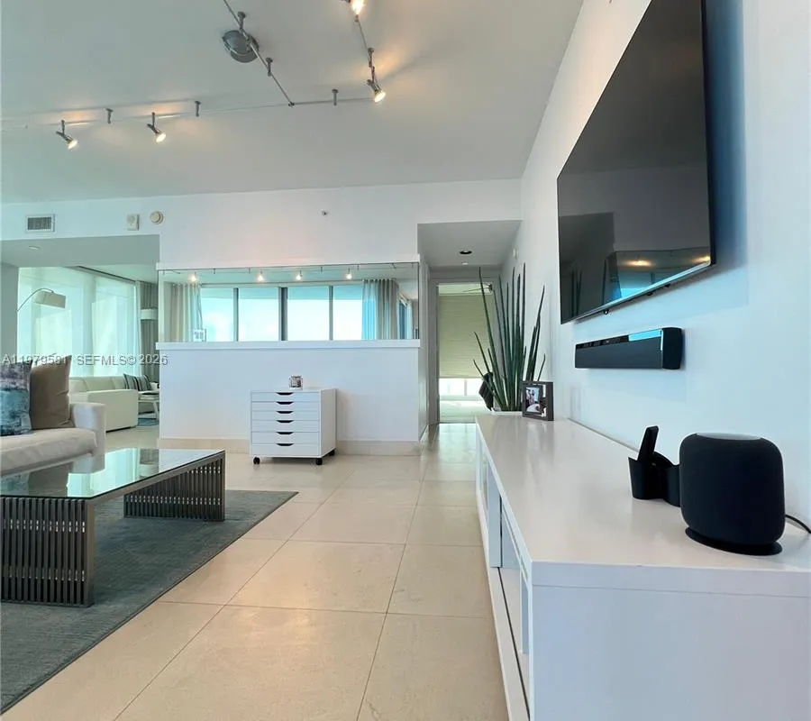 3101 S Ocean Dr # 3102, Hollywood FL 33019