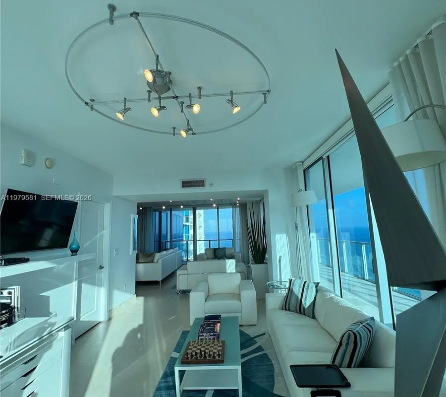 3101 S Ocean Dr # 3102, Hollywood FL 33019