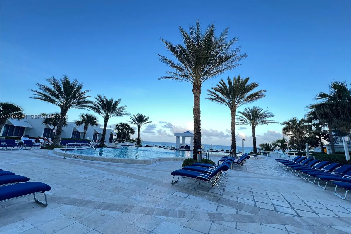 3101 S Ocean Dr # 3102, Hollywood FL 33019