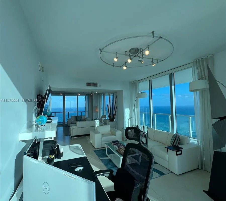 3101 S Ocean Dr # 3102, Hollywood FL 33019