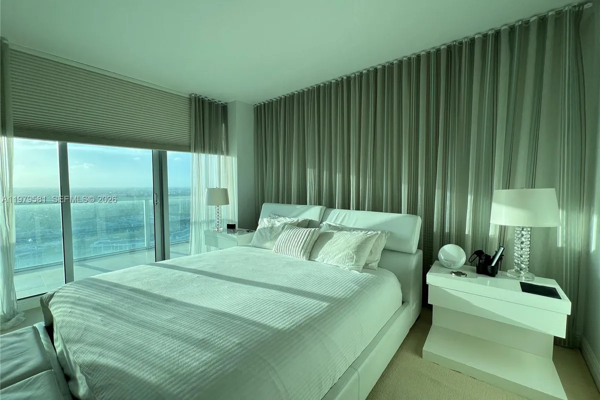 3101 S Ocean Dr # 3102, Hollywood FL 33019